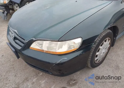 2001 Honda Accord 2.3 Lx из США, поврежденный, VIN 1HGCG55441A036109